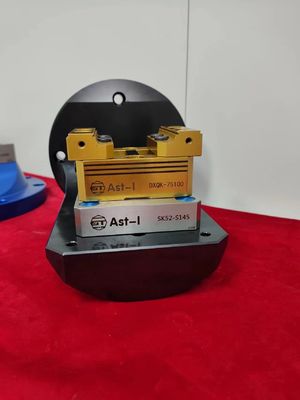 Manuel 3/5 Eksen Freze Mengenesi Alüminyum Çeneler 75Nm Maksimum Tork