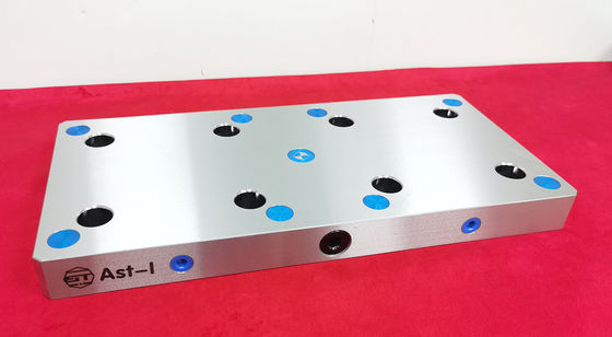 Aksa Bağlantıları Desteklenir 3/4/5 Aksa Cnc 1 ve Yüksek Hassasiyetle Çalışmak 0.005mm Tekrarlama Hassasiyeti