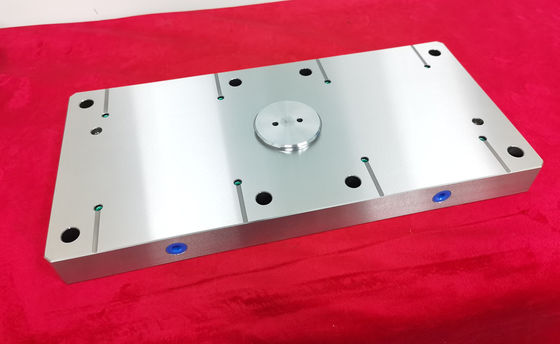 Aksa Bağlantıları Desteklenir 3/4/5 Aksa Cnc 1 ve Yüksek Hassasiyetle Çalışmak 0.005mm Tekrarlama Hassasiyeti